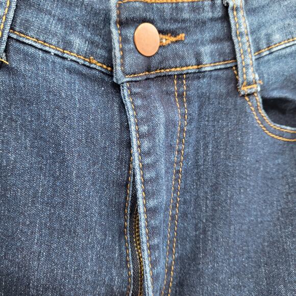 Fashion Nova Dark Blue Wash High-Rise Distressed Skinny Jeans Junior's Size 9/10 - Picture 6 of 9